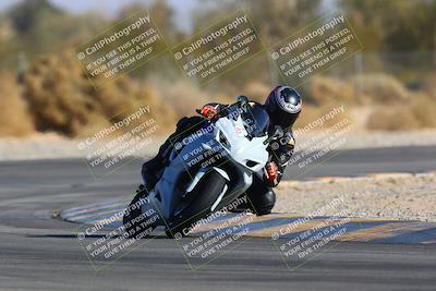 media/Jan-14-2024-SoCal Trackdays (Sun) [[2e55ec21a6]]/Turn 2 (1025am)/